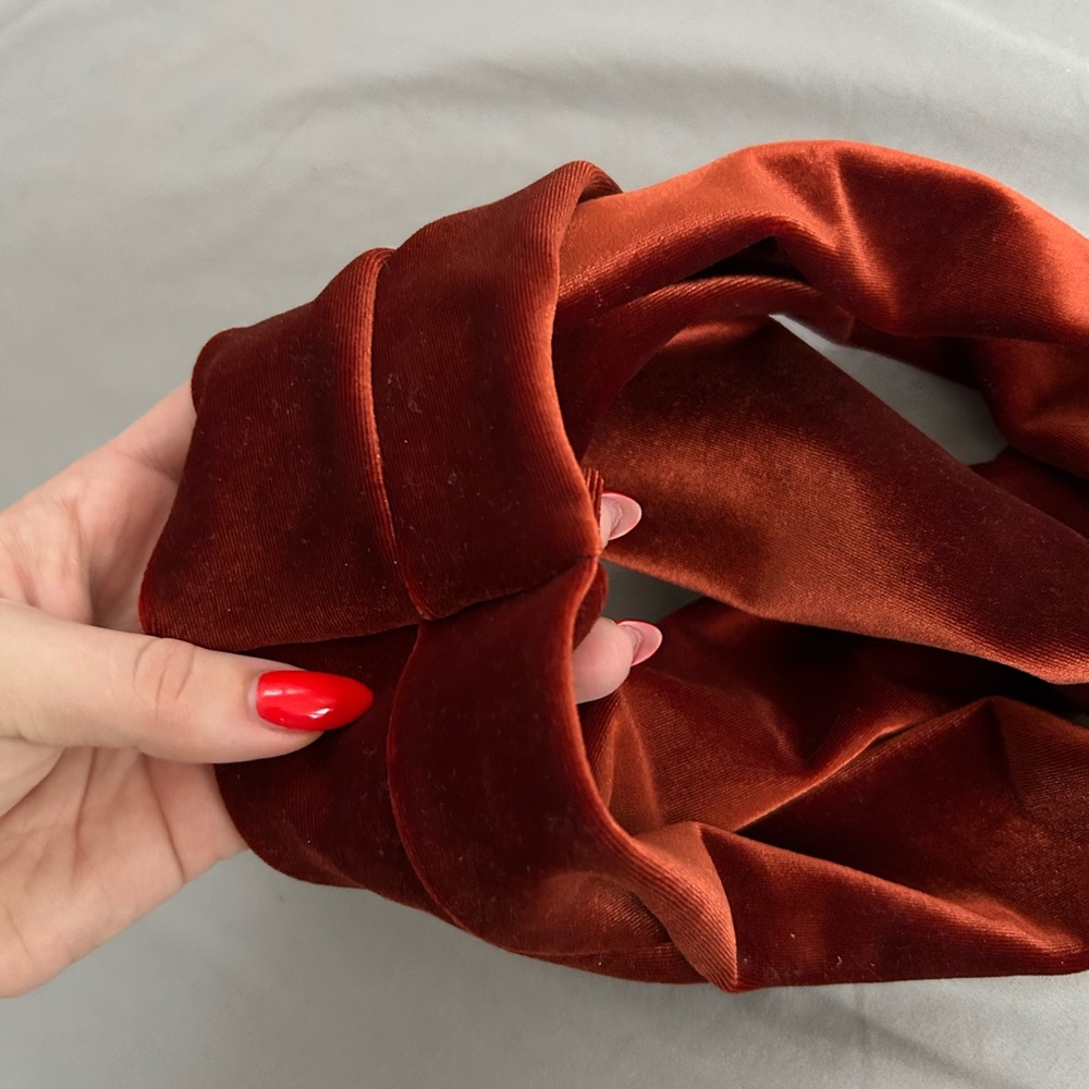 NWOT Velvet Rust Headband - Picture 2 of 2